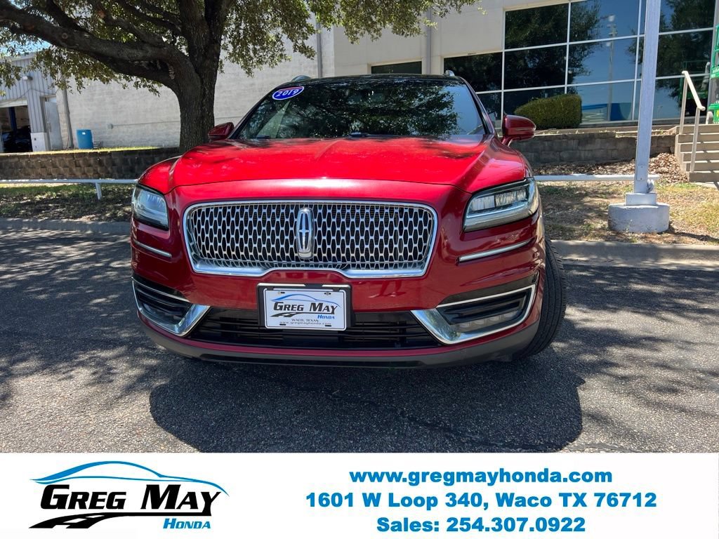 Used 2019 Lincoln Nautilus Select w/ Cargo Utility Package FWD video 2