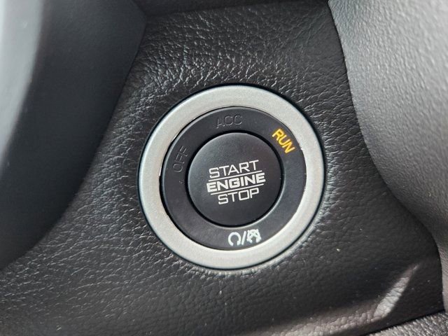 Used 2024 RAM 1500 Lone Star image 8