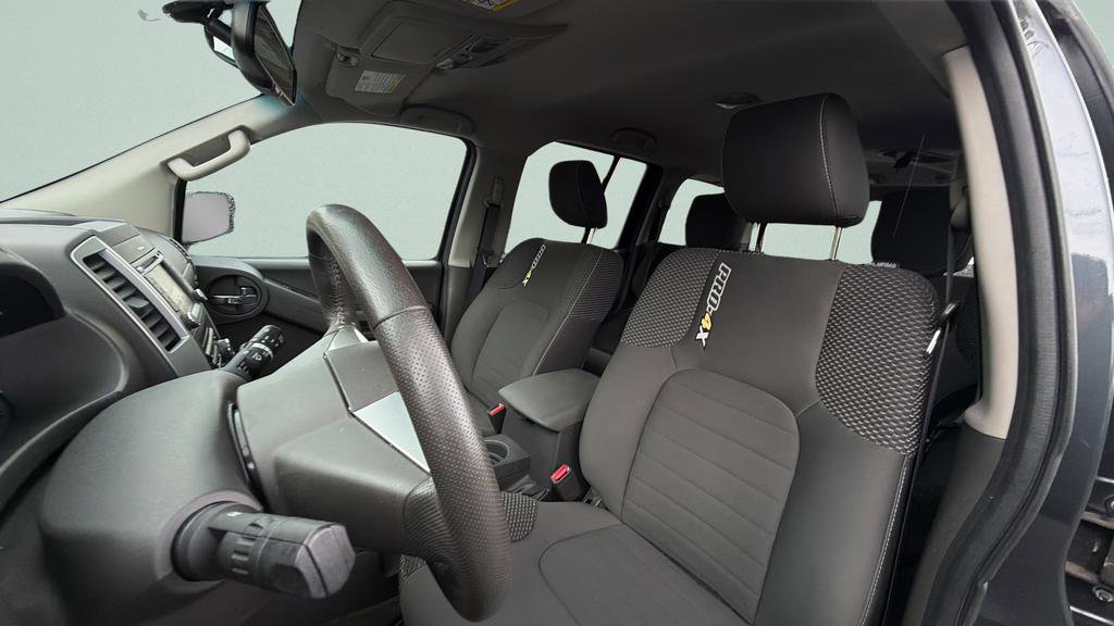 Used 2015 Nissan Xterra PRO-4X AWD/4WD image 21