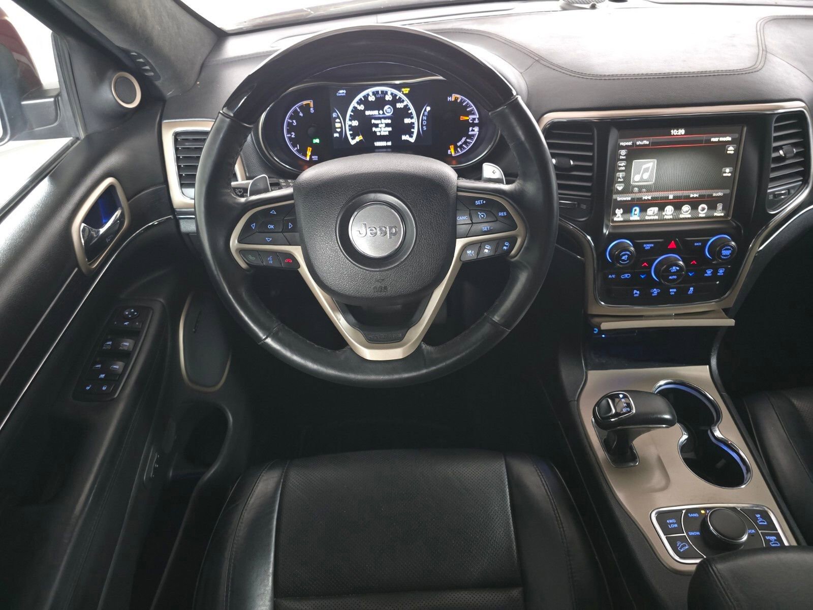 Used 2015 Jeep Grand Cherokee Summit w/ Platinum Series Group AWD/4WD image 38