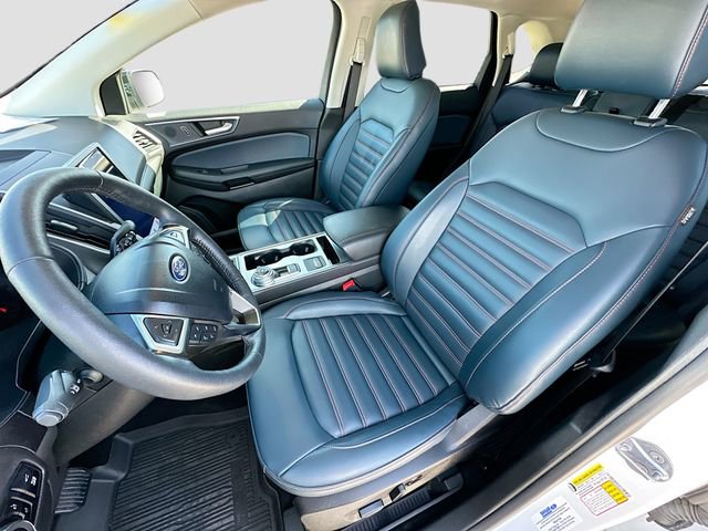 Used 2024 Ford Edge SEL w/ Sport Appearance Package image 19