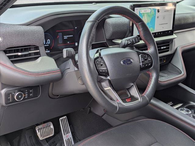 Used 2025 Ford Explorer ST AWD/4WD image 10