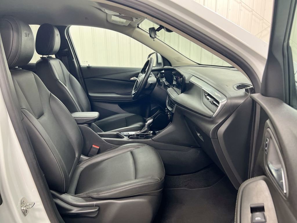 Used 2024 Buick Encore GX Sport Touring image 21