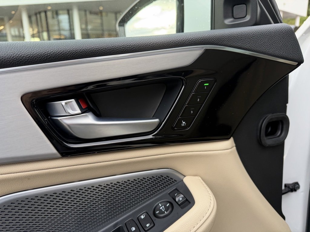 New 2026 Acura MDX SH-AWD image 12