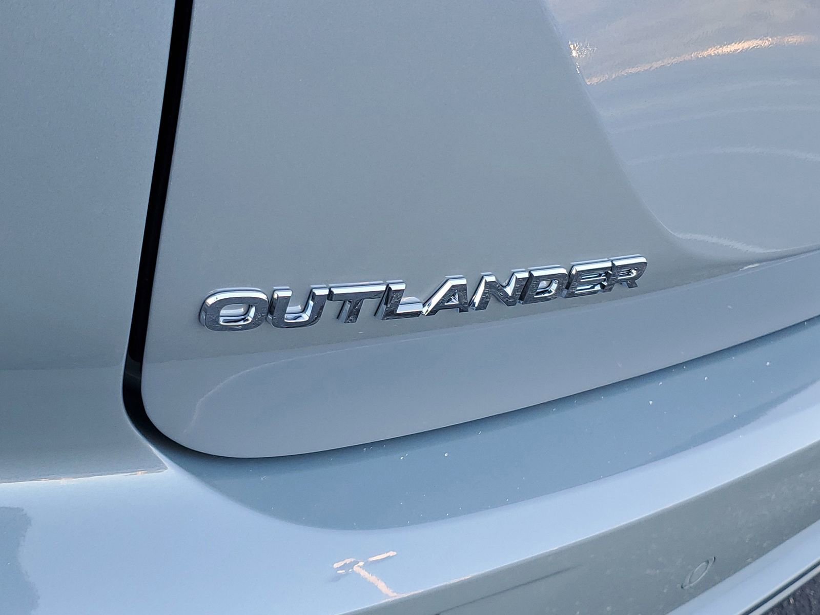 New 2026 Mitsubishi Outlander SEL image 27