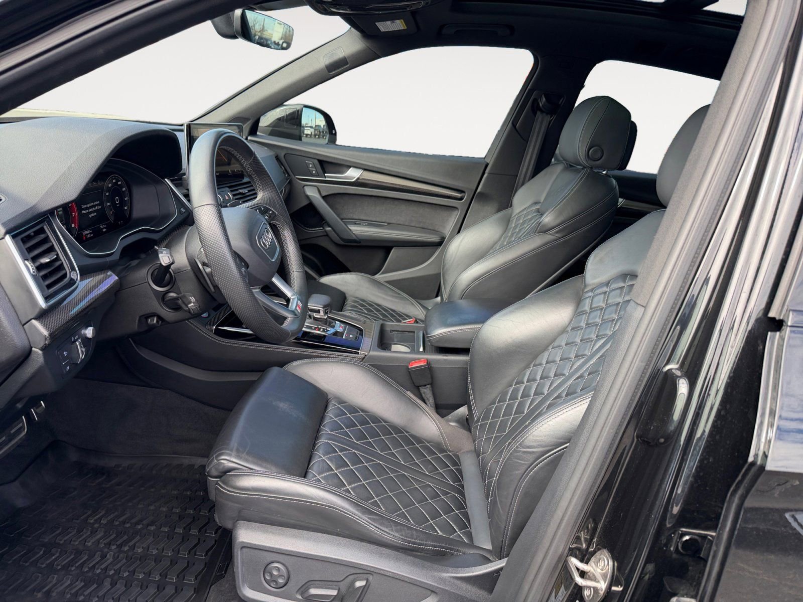 Used 2021 Audi SQ5 Prestige image 9