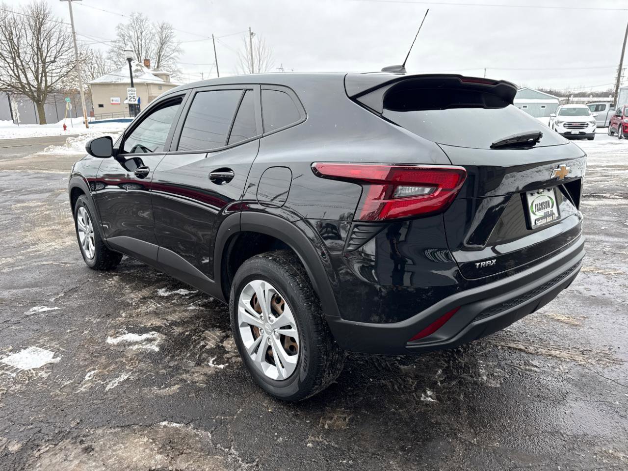 Used 2024 Chevrolet Trax LS image 5