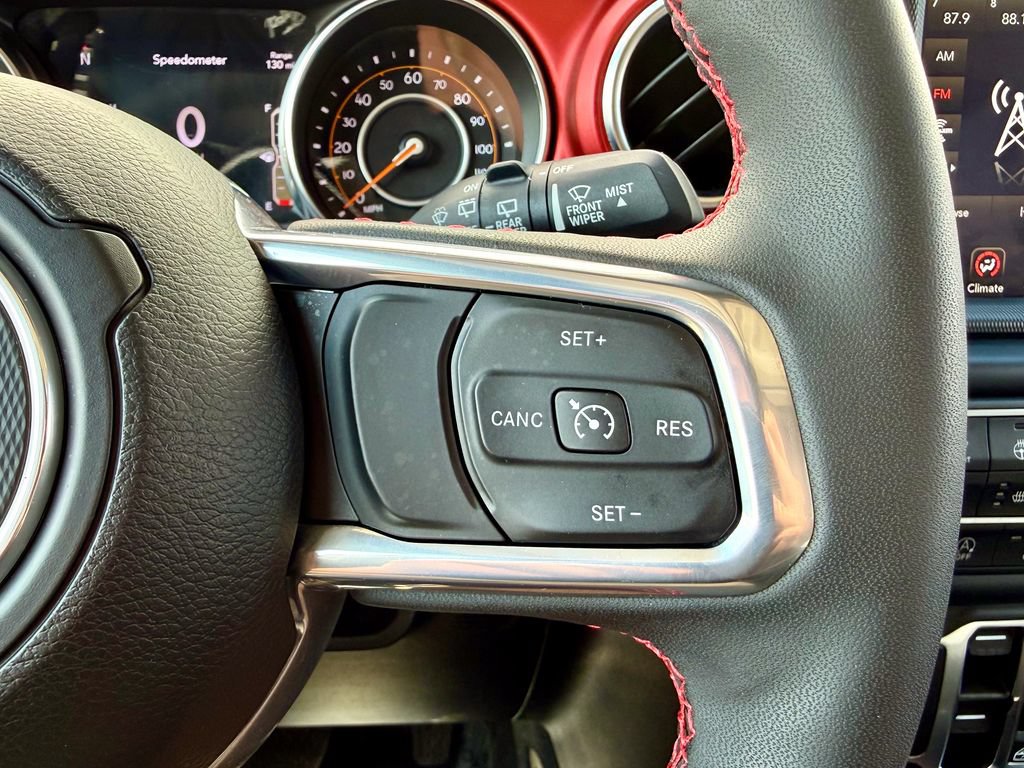 Used 2023 Jeep Wrangler Unlimited Rubicon w/ Dual Top Group AWD/4WD image 28