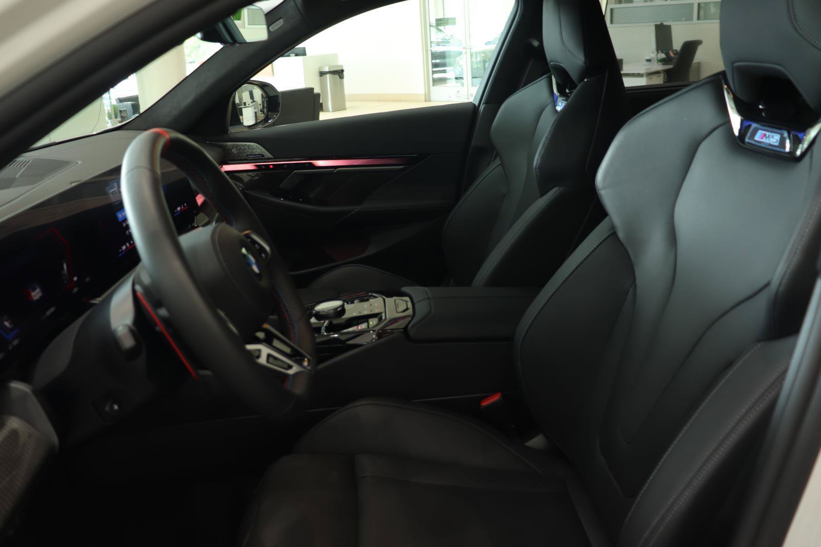 Used 2026 BMW M5 w/ Carbon Package AWD/4WD image 11