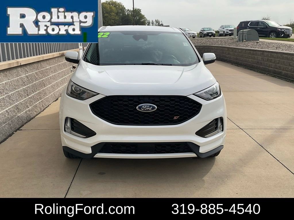 Used 2022 Ford Edge ST image 4