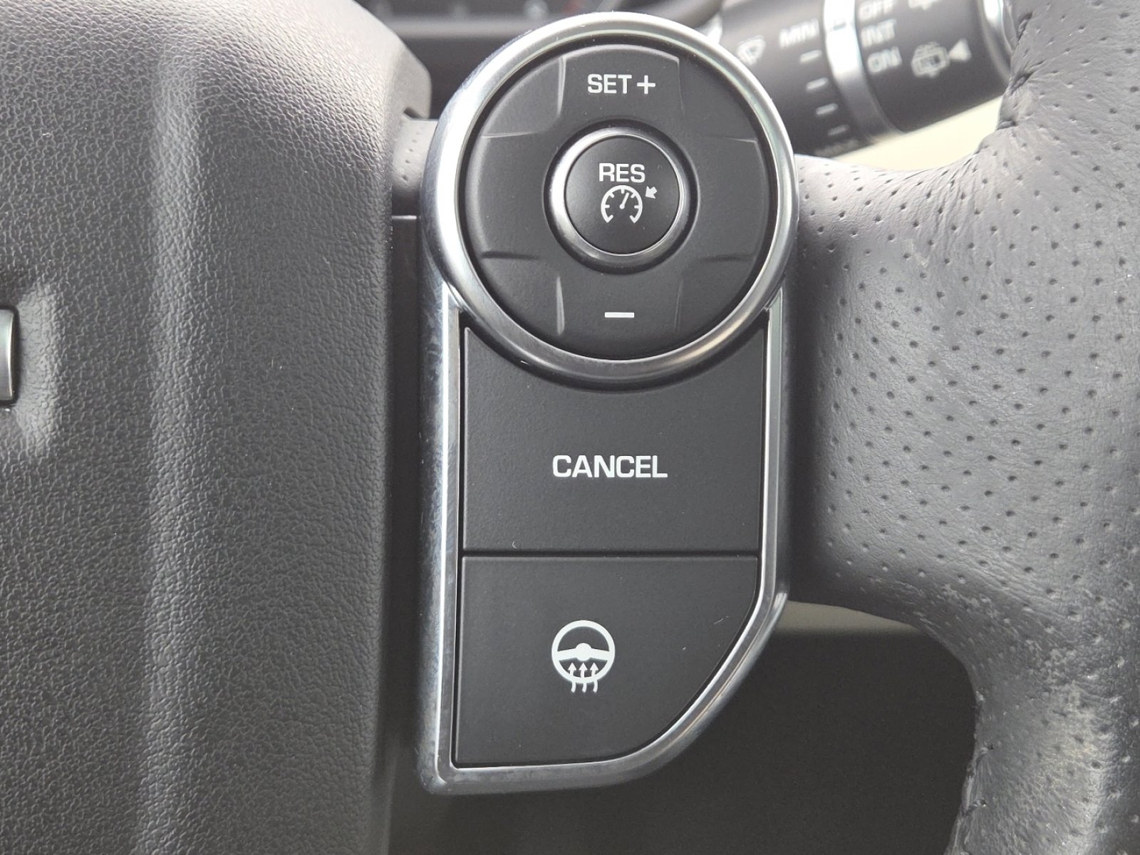 Used 2016 Land Rover Range Rover Sport HSE image 6