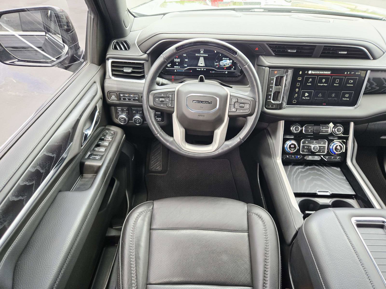 Used 2023 GMC Yukon XL Denali w/ Denali Reserve Package image 12