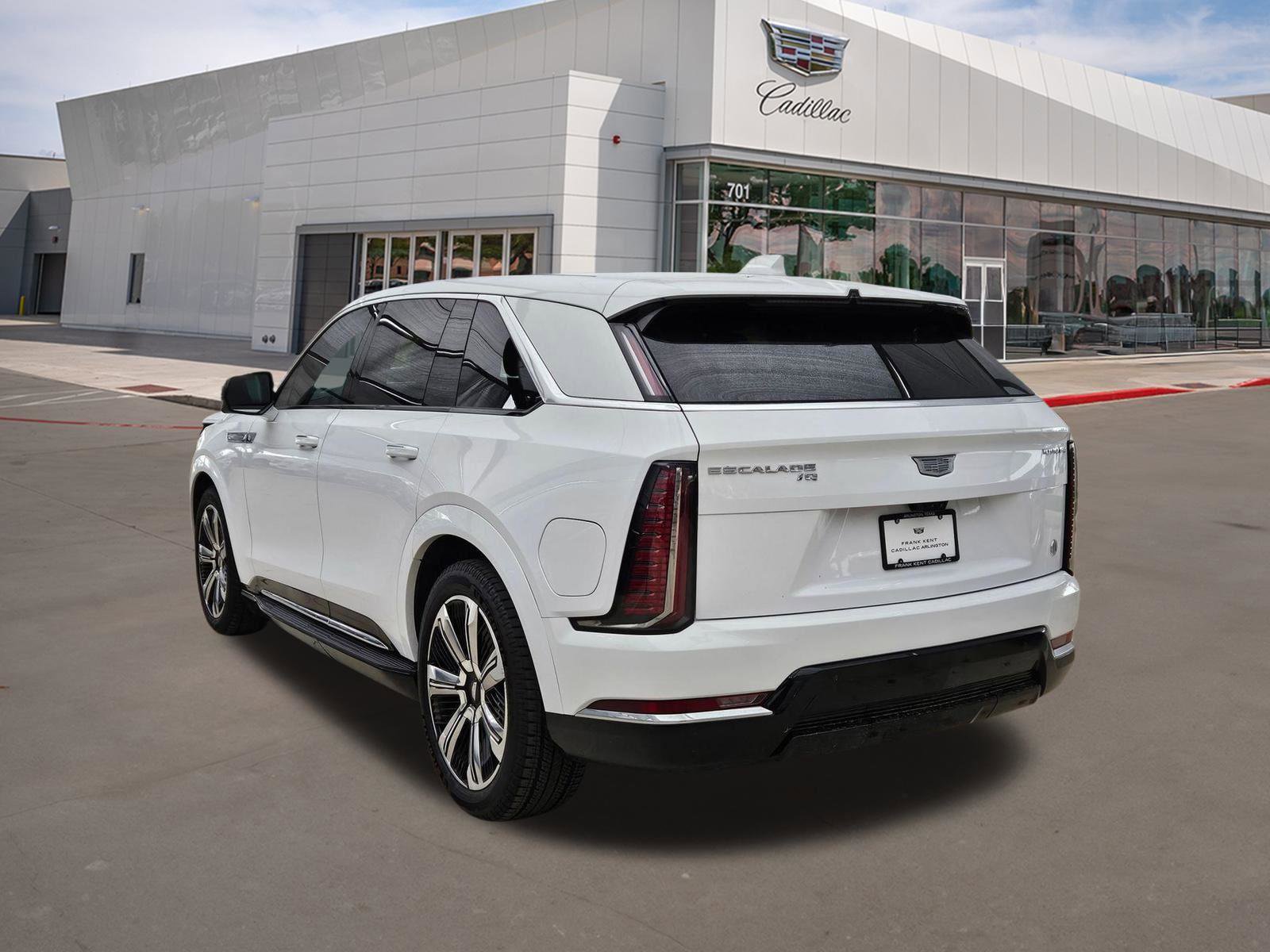 New 2025 Cadillac Escalade IQ Luxury 2 AWD/4WD image 4