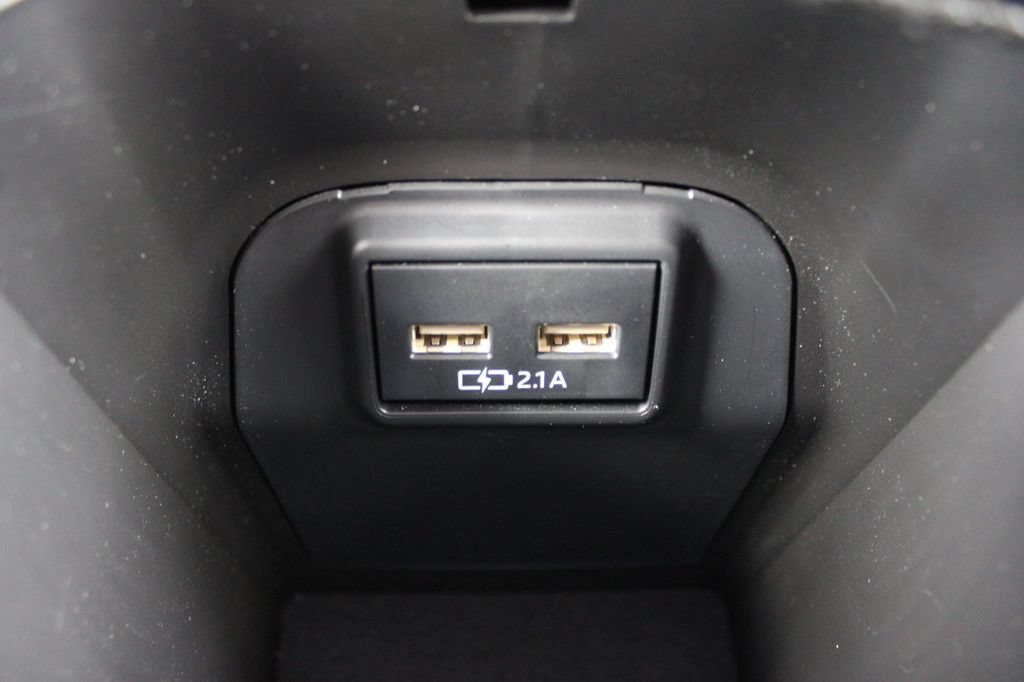 Used 2021 Toyota RAV4 XLE Premium AWD/4WD image 23