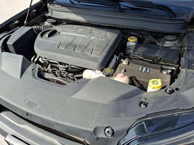 Used 2020 Jeep Cherokee Trailhawk w/ Cold Weather Group image 29