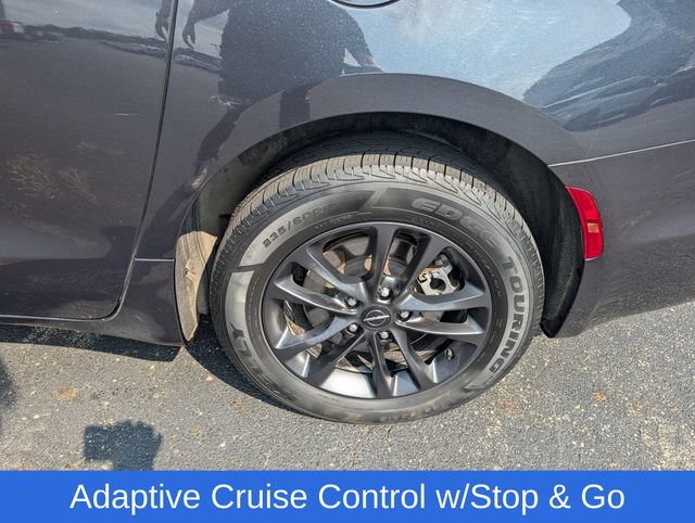 Used 2020 Chrysler Pacifica Touring-L w/ Advanced Safetytec Group AWD/4WD image 21
