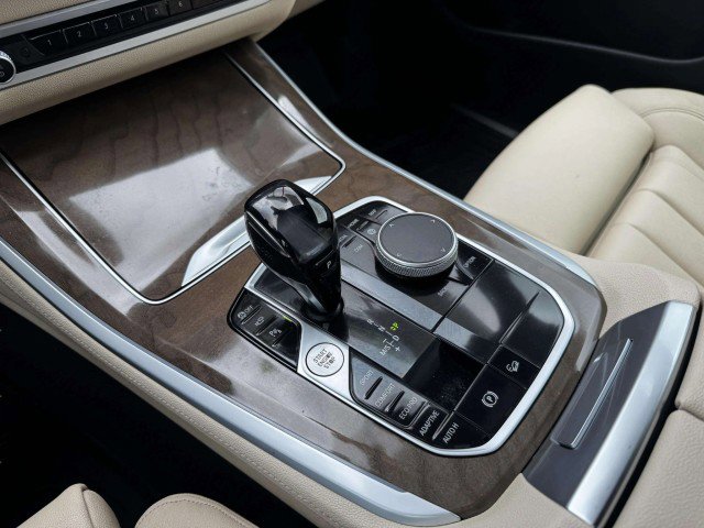 Used 2021 BMW X5 xDrive40i w/ Premium Package image 33