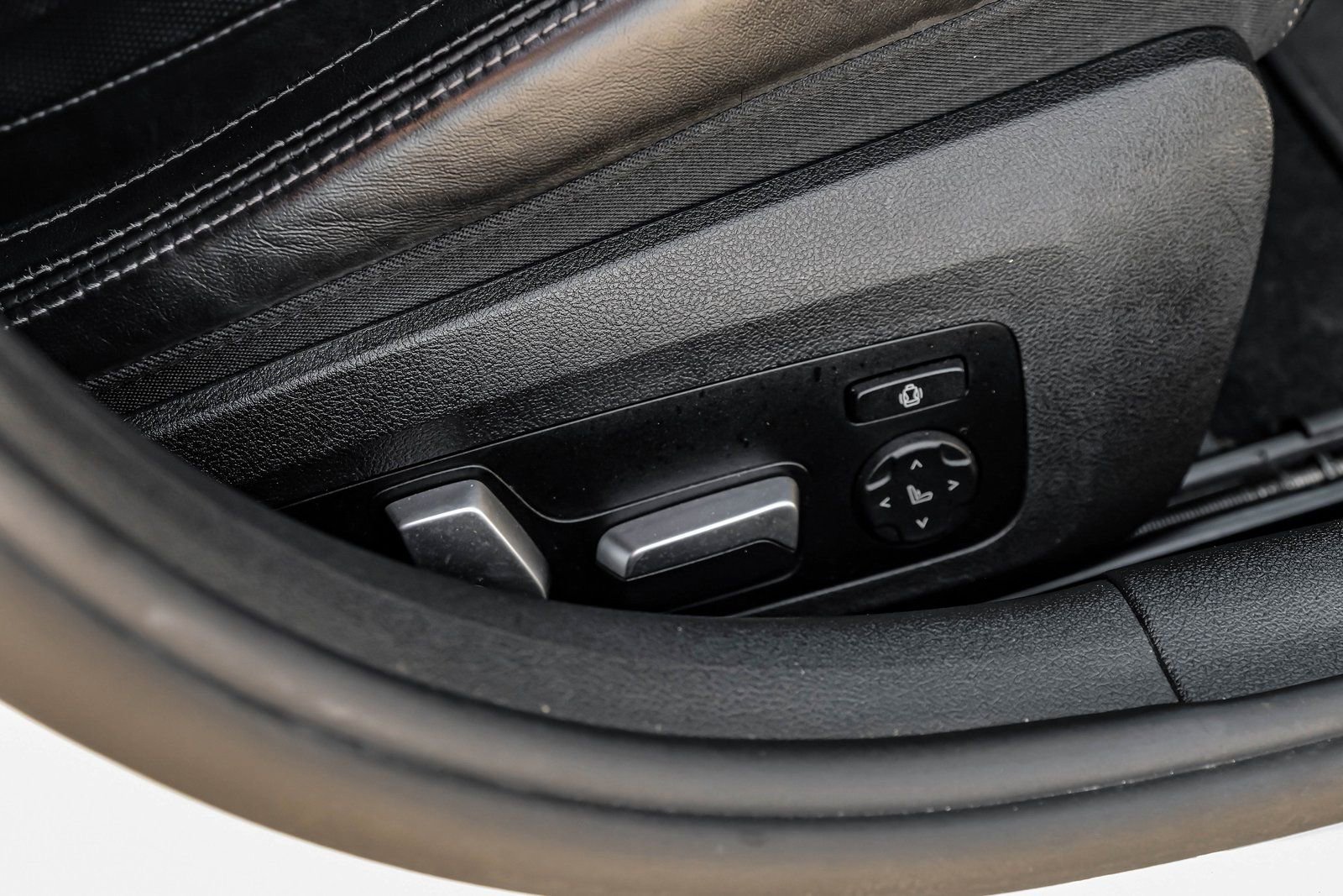 Used 2023 BMW 840i Gran Coupe xDrive image 48