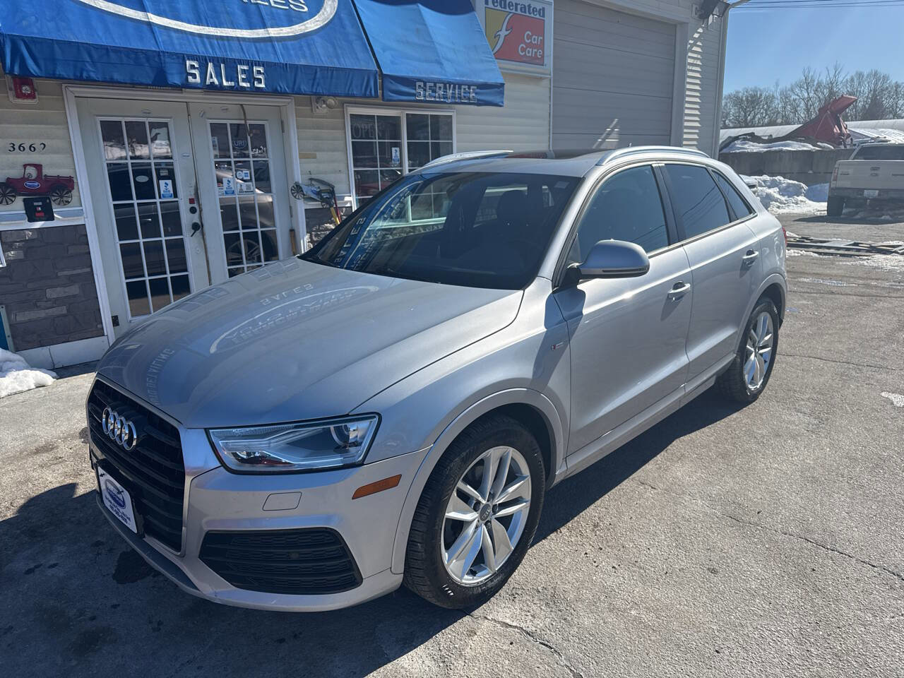 Used 2018 Audi Q3 2.0T Premium AWD/4WD image 7