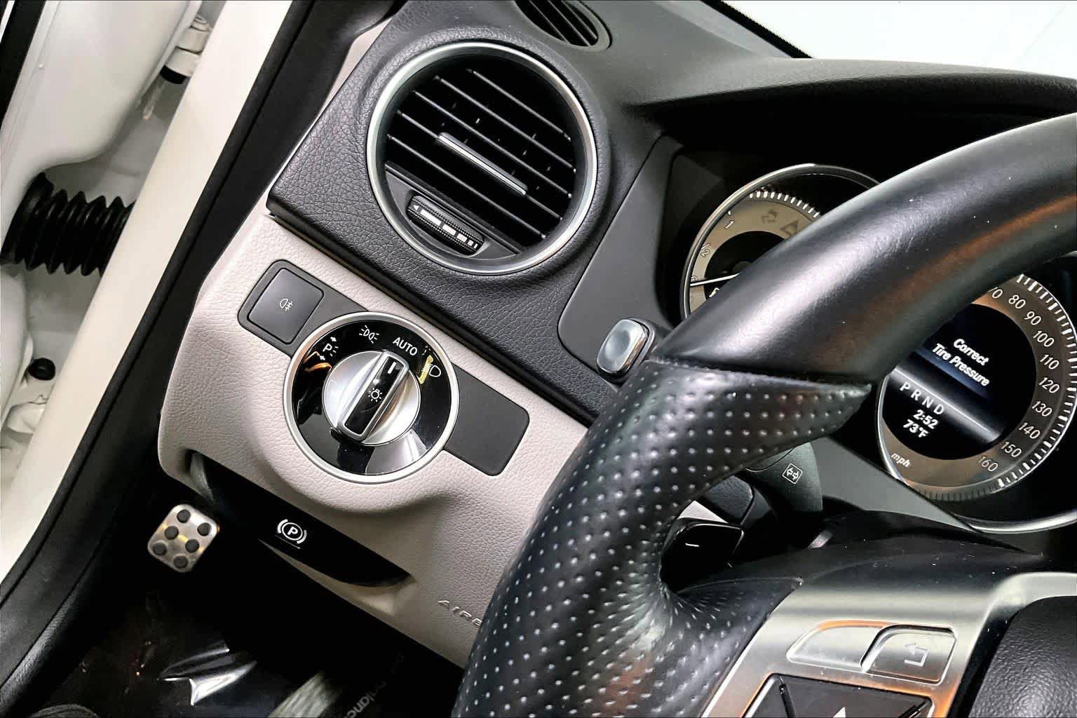 Used 2013 Mercedes-Benz C 250 Coupe image 32