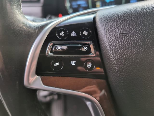 Used 2019 Cadillac Escalade Premium Luxury image 17