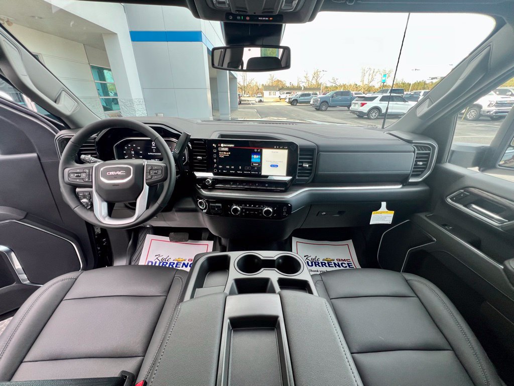 New 2026 GMC Sierra 2500 SLT AWD/4WD image 2