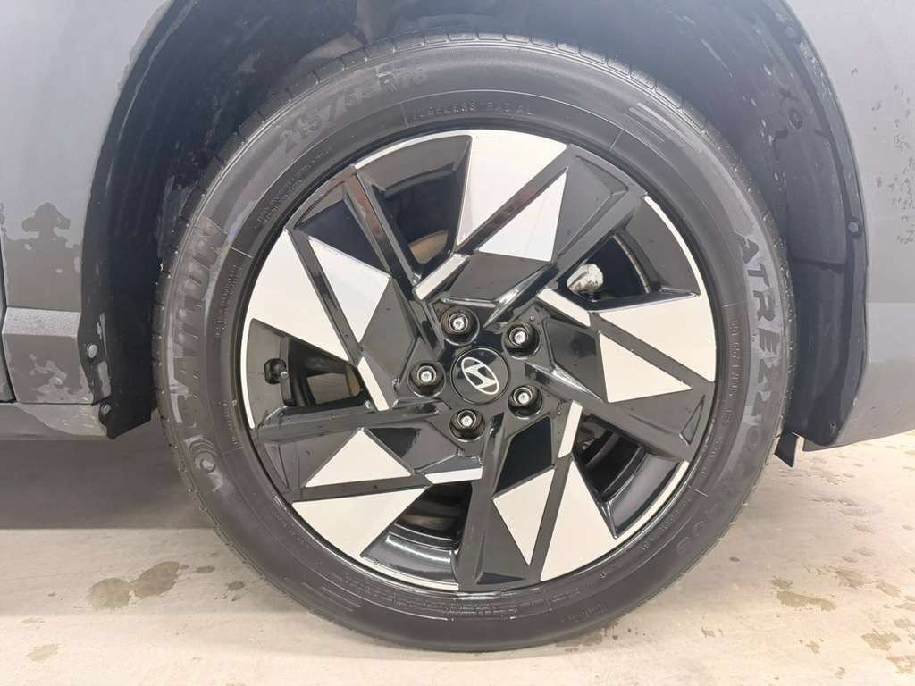 Used 2024 Hyundai Kona SEL FWD image 17