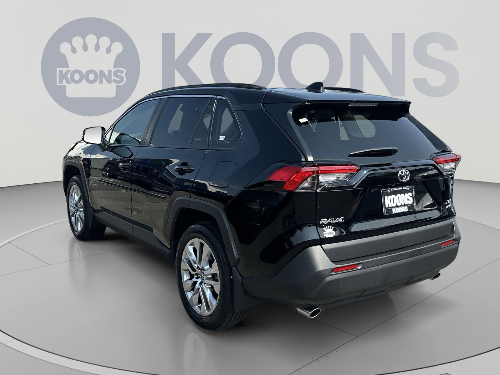 Used 2025 Toyota RAV4 XLE Premium w/ Weather Package AWD/4WD image 14
