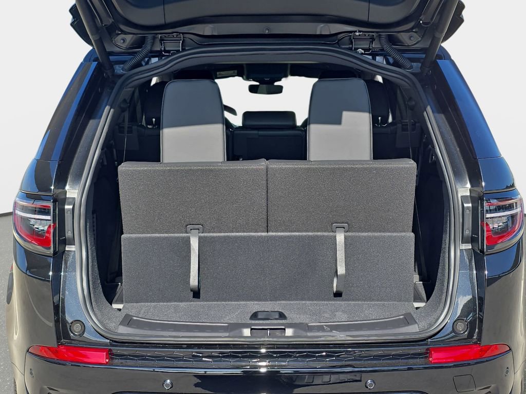 New 2026 Land Rover Discovery Sport Landmark image 15