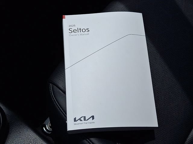 Certified 2025 Kia Seltos EX AWD/4WD image 26