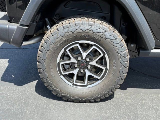 New 2024 Jeep Wrangler Unlimited Rubicon w/ Technology Group image 10