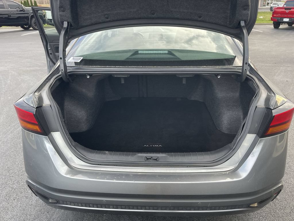 Used 2024 Nissan Altima 2.5 SV FWD image 22