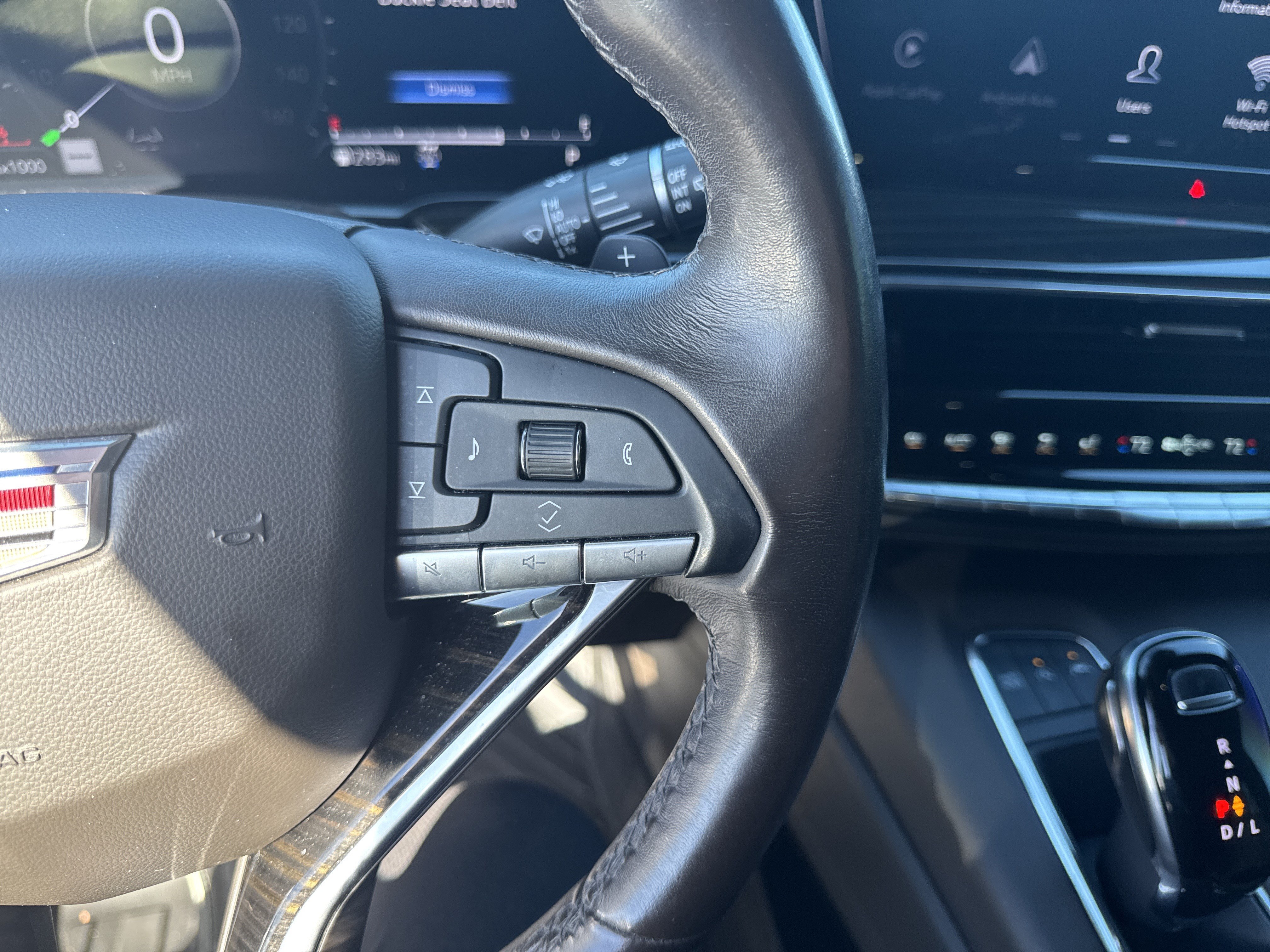 Used 2021 Cadillac Escalade Premium Luxury w/ Driver Assist Tech Package AWD/4WD image 20