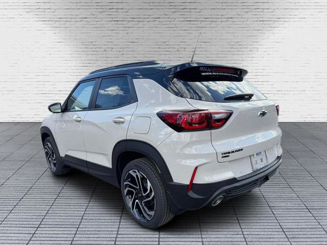 New 2026 Chevrolet TrailBlazer RS w/ Convenience Package AWD/4WD image 2