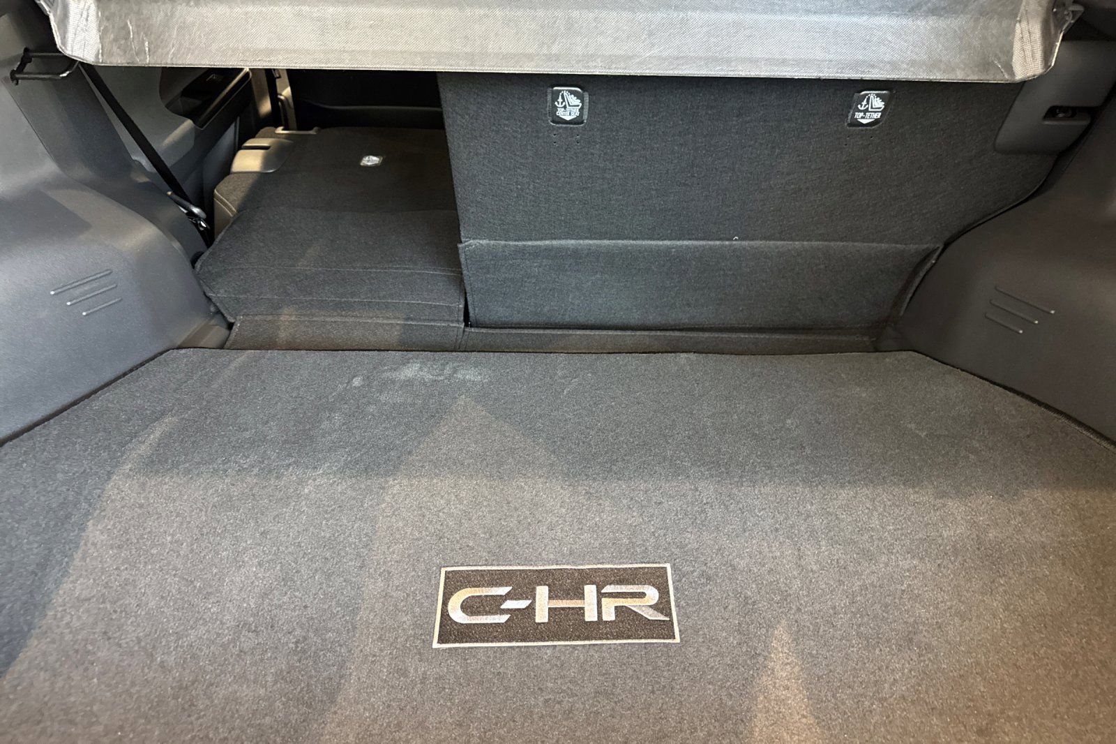 New 2026 Toyota C-HR AWD/4WD image 17