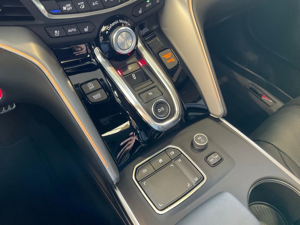 Certified 2025 Acura TLX SH-AWD w/ A-SPEC Pkg image 18