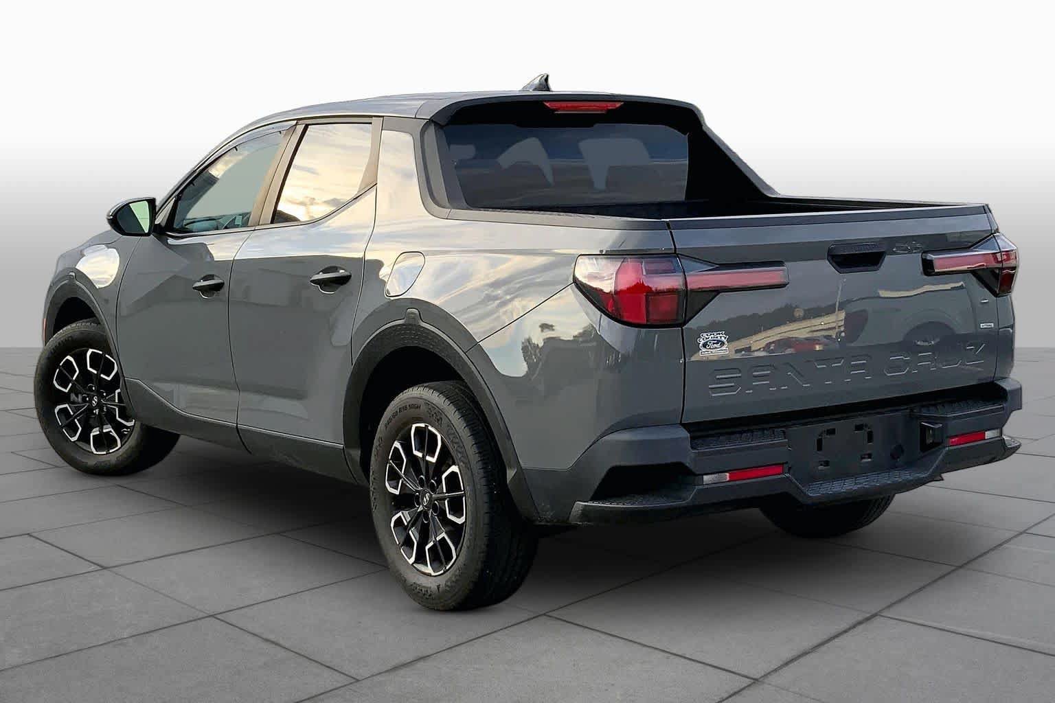 Used 2023 Hyundai Santa Cruz SEL AWD/4WD image 12