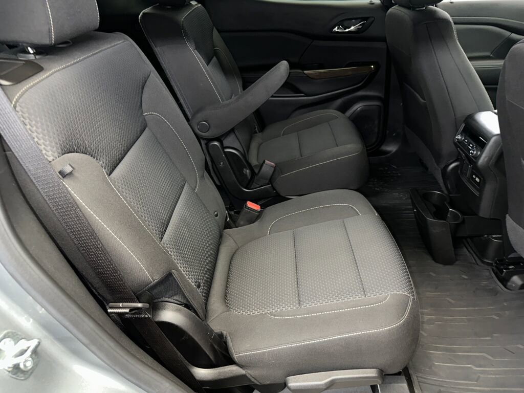 Certified 2023 GMC Acadia SLE w/ Driver Convenience Package image 29