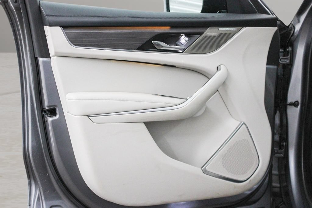Used 2022 Jaguar F-PACE S AWD/4WD image 16