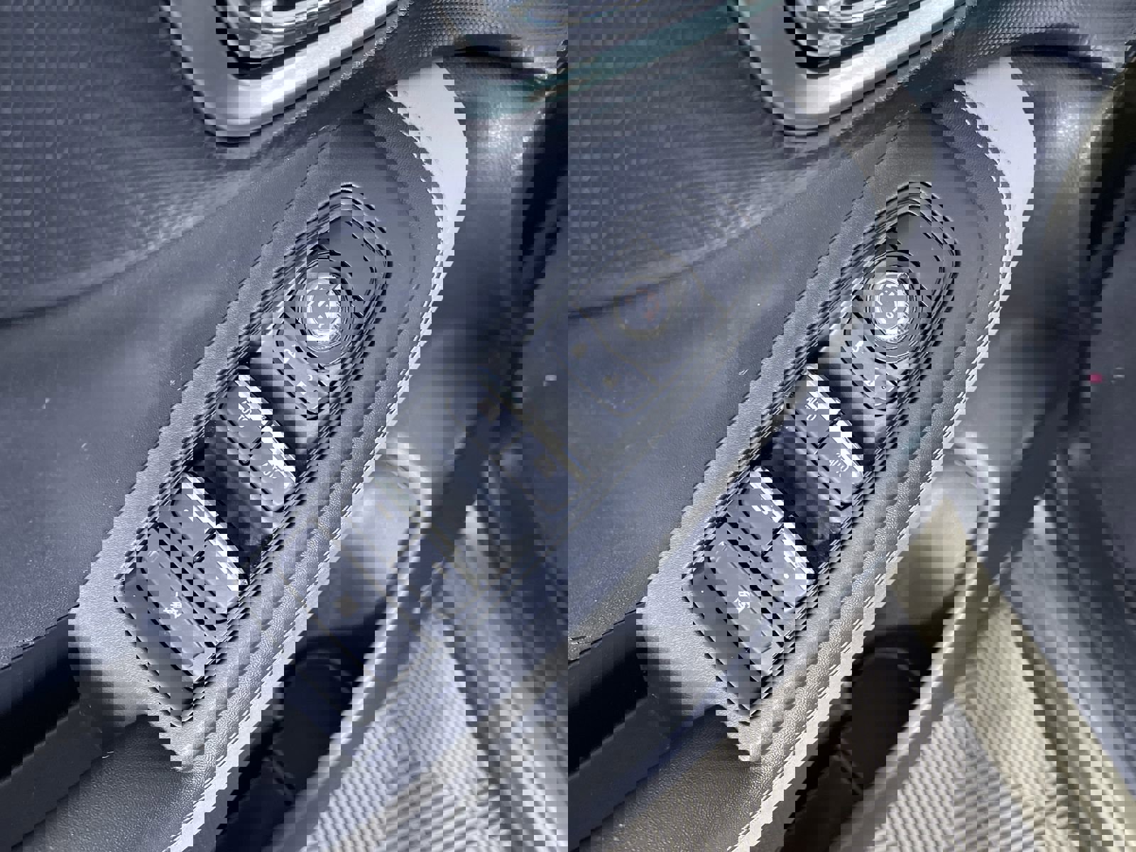 Certified 2023 Subaru Forester Limited image 14