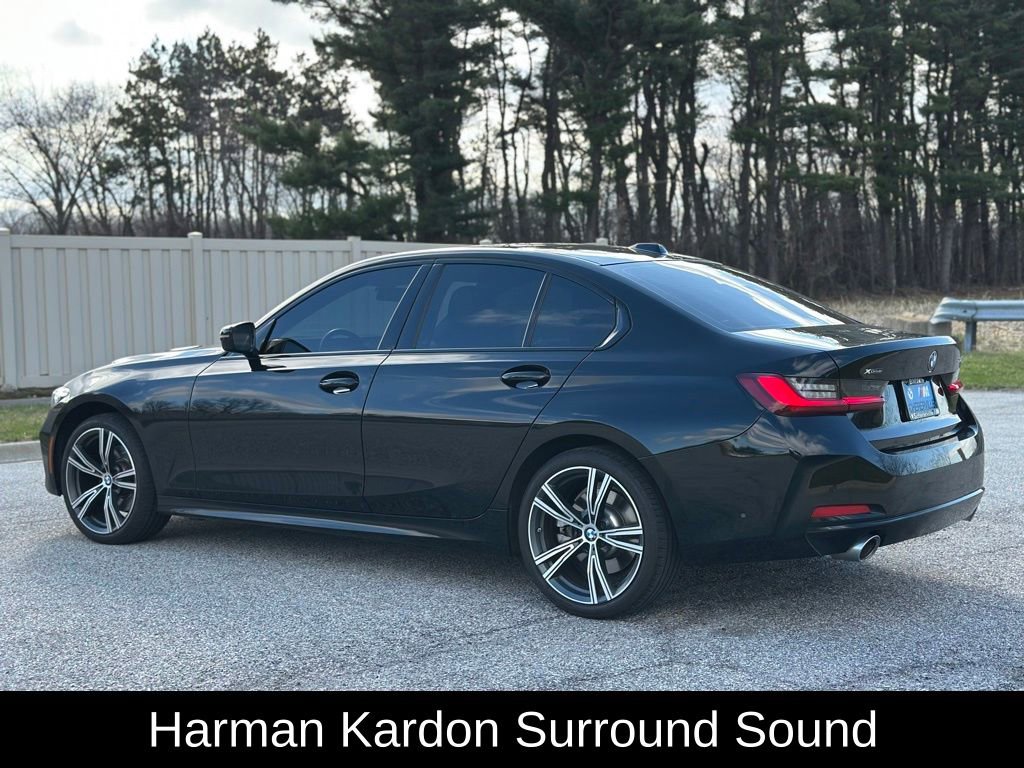 Used 2023 BMW 330i xDrive Sedan w/ Premium Package AWD/4WD image 5