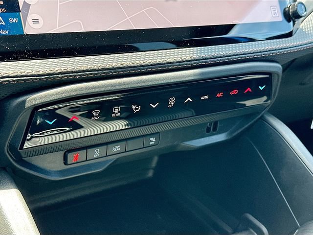 New 2026 Jeep Cherokee Overland image 11