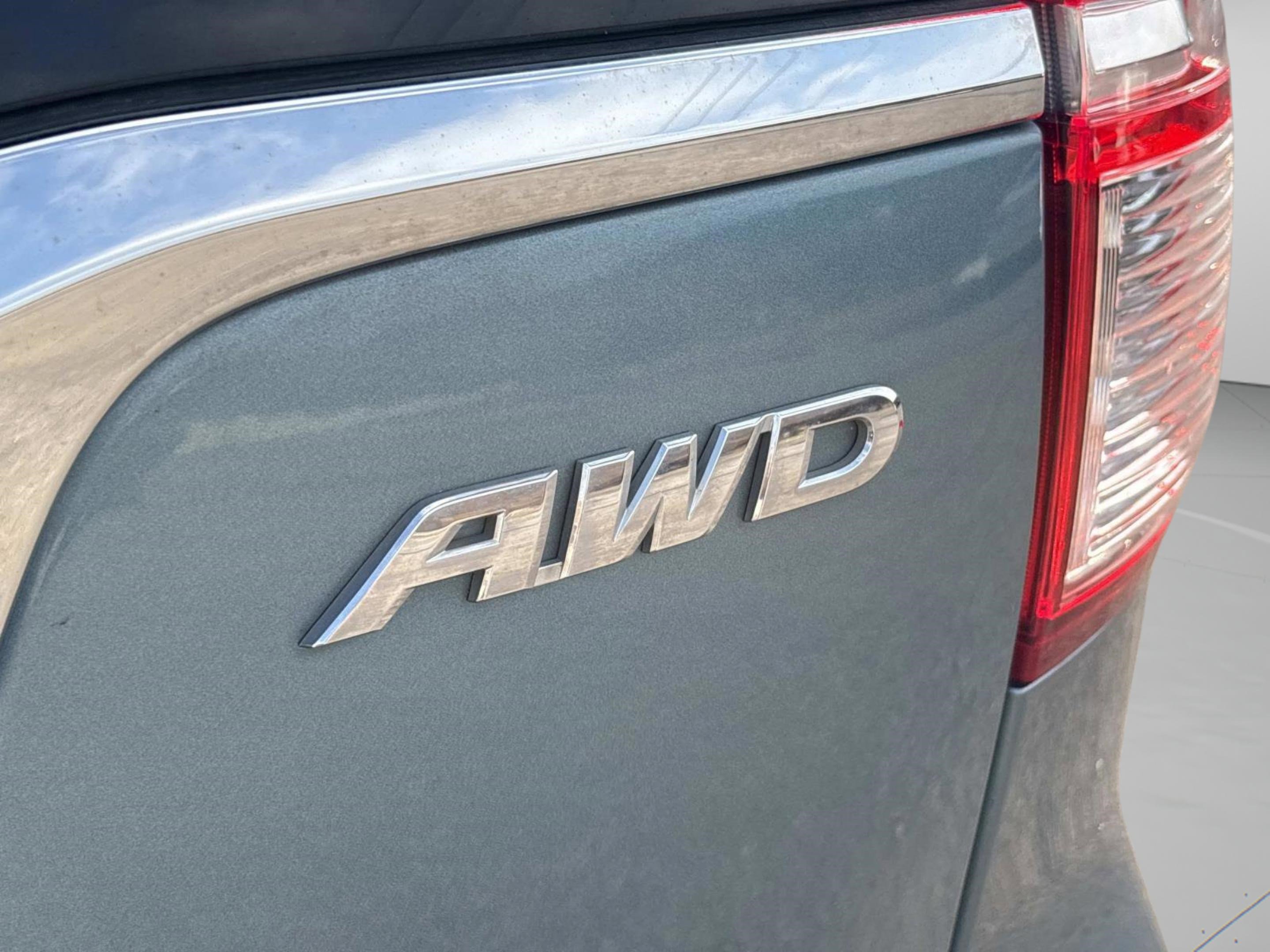 Used 2015 Honda CR-V EX-L image 11