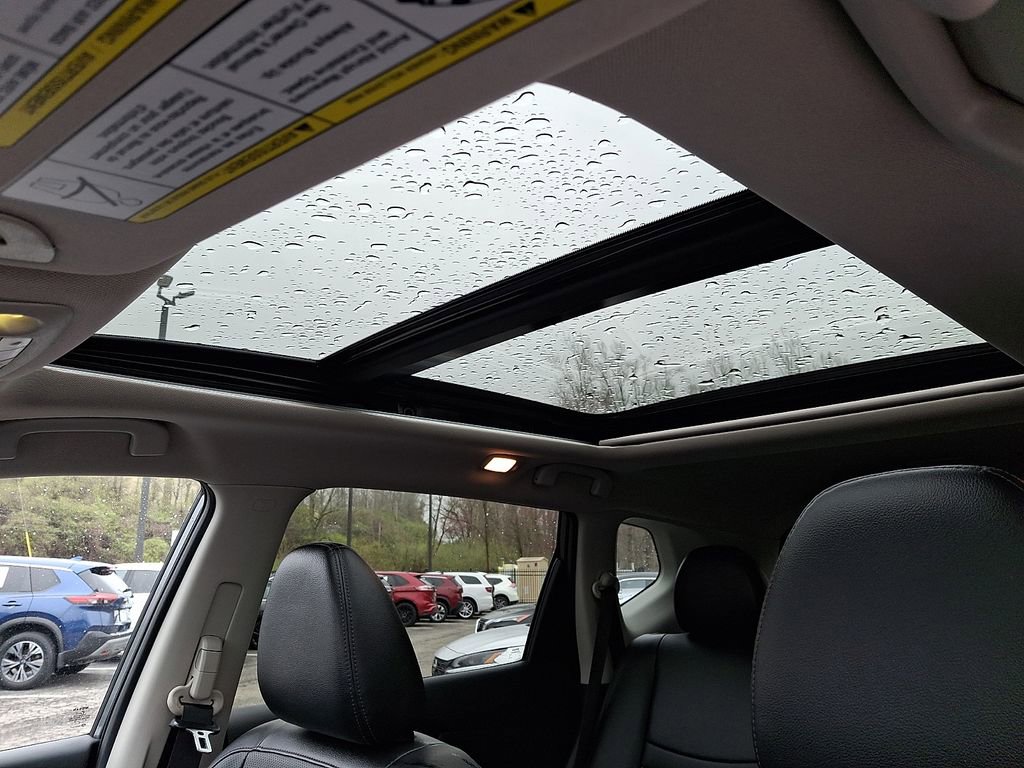 Used 2020 Nissan Rogue SL w/ Premium Package image 14