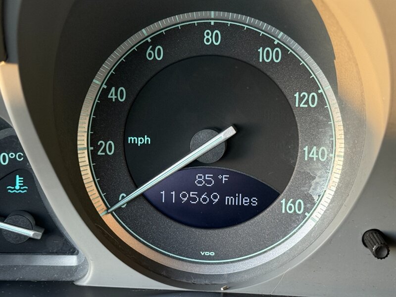 Used 2007 Mercedes-Benz SL 550 image 30