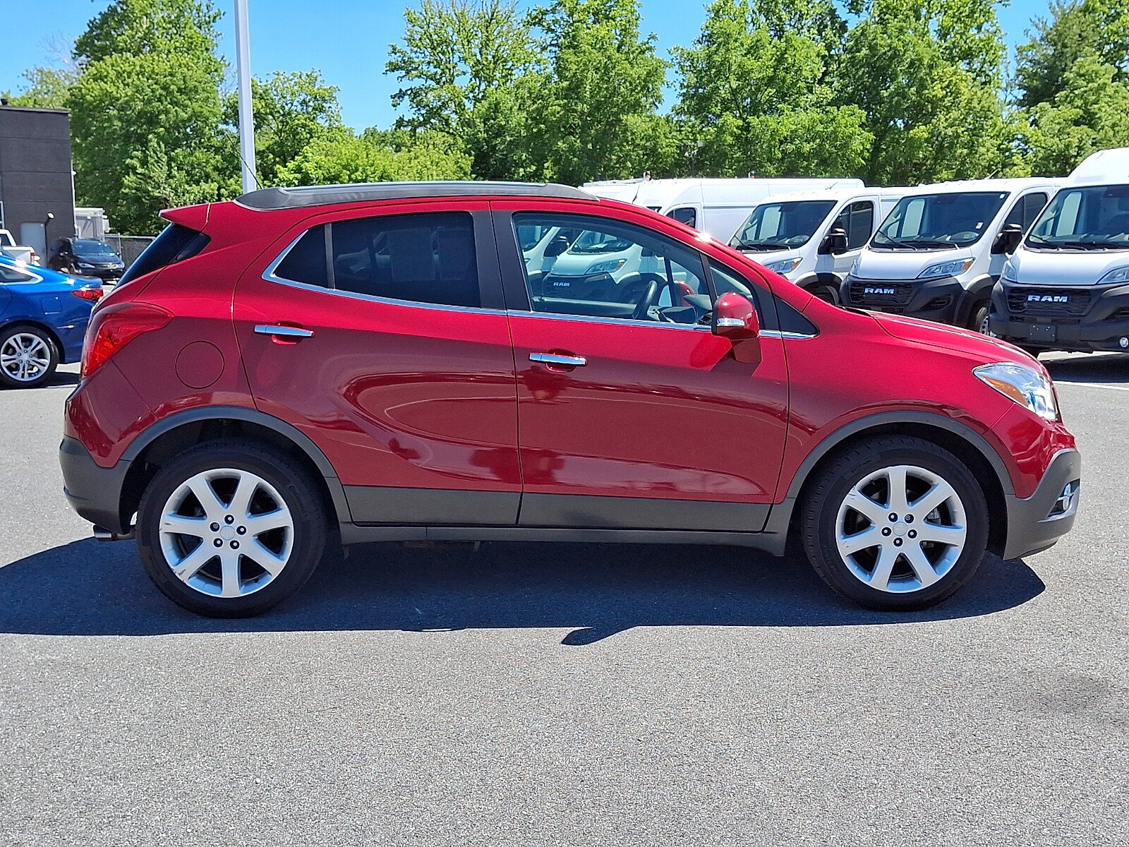 Used 2015 Buick Encore Premium w/ Experience Buick Package FWD image 4