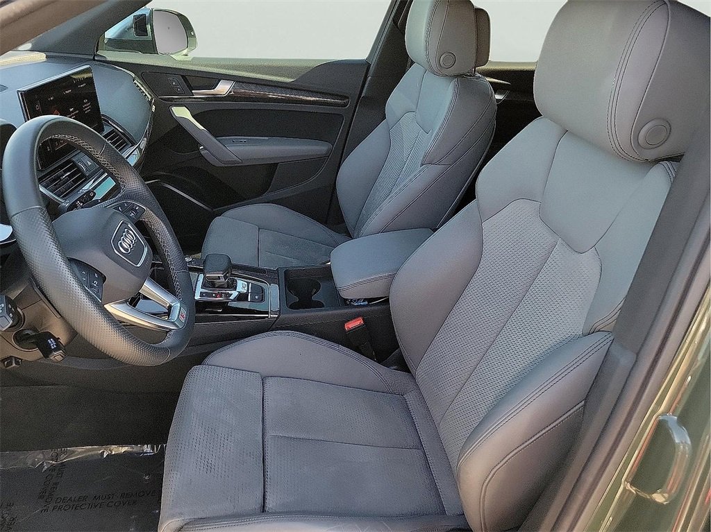 Used 2024 Audi SQ5 Premium w/ Convenience Package image 13