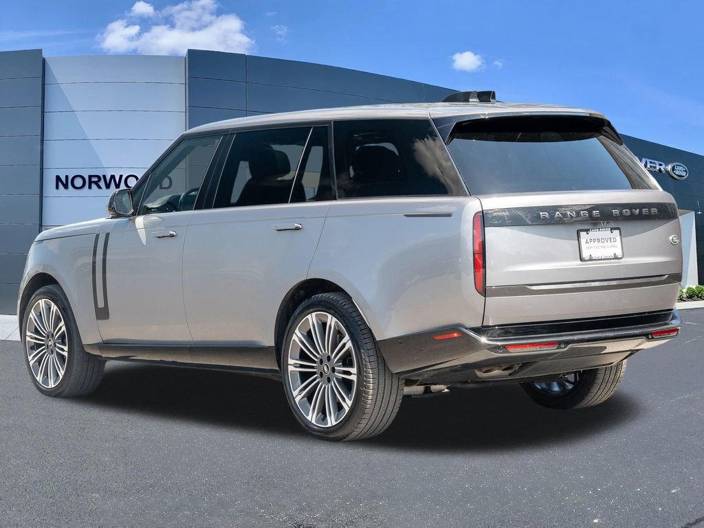 Certified 2023 Land Rover Range Rover Long Wheelbase SE AWD/4WD image 6