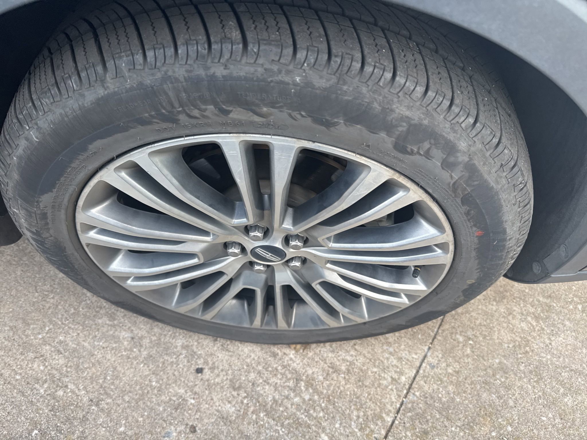 Used 2016 Lincoln MKX Reserve w/ Technology Package image 4