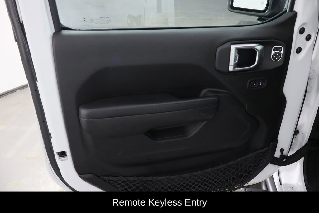 Used 2022 Jeep Wrangler Unlimited Sport image 13